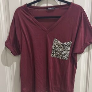 New York & Company Red Boxy Short Sleeve T-Shirt